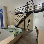 The Charme فندق مبيت وإفطار نابولي